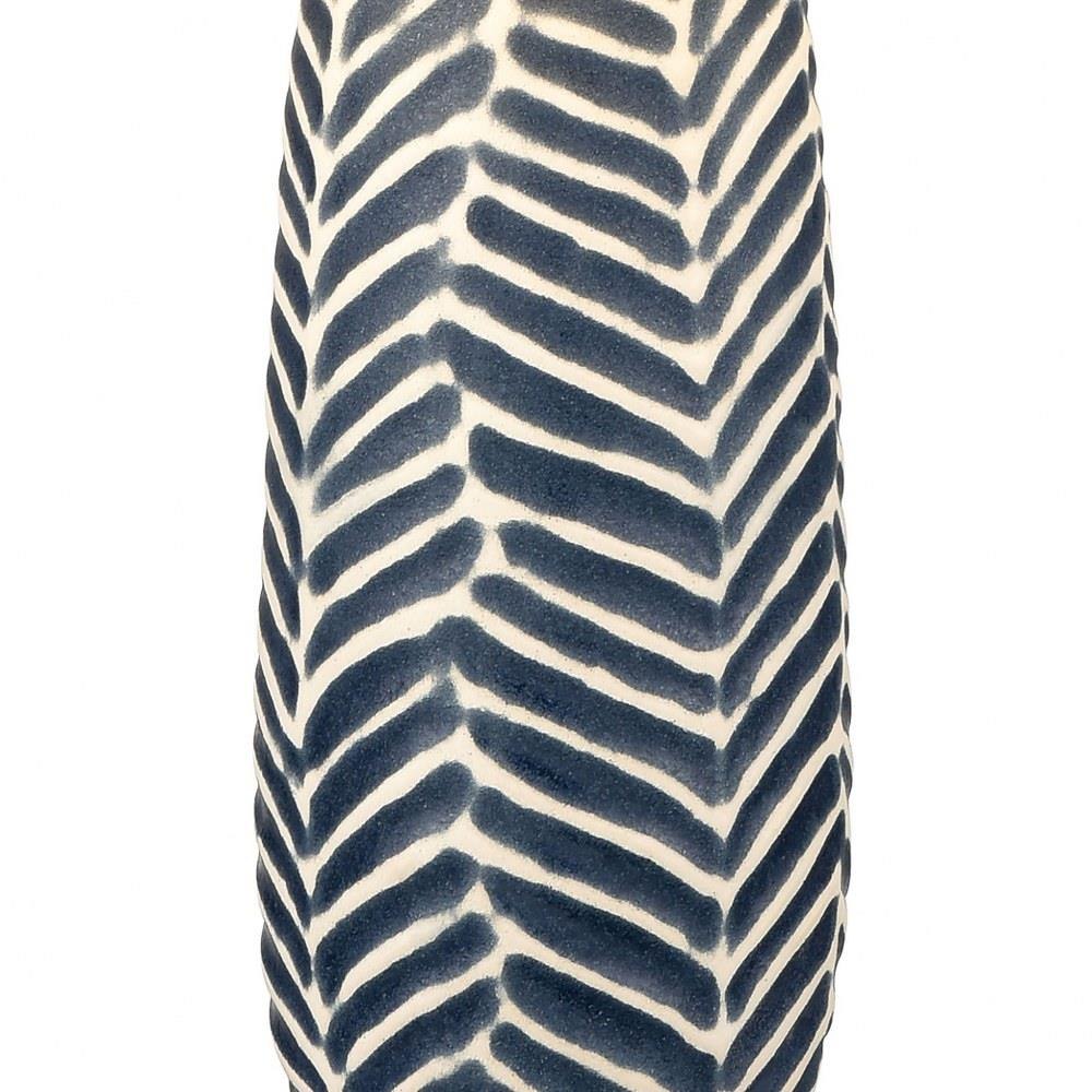 S0019-8035/S2