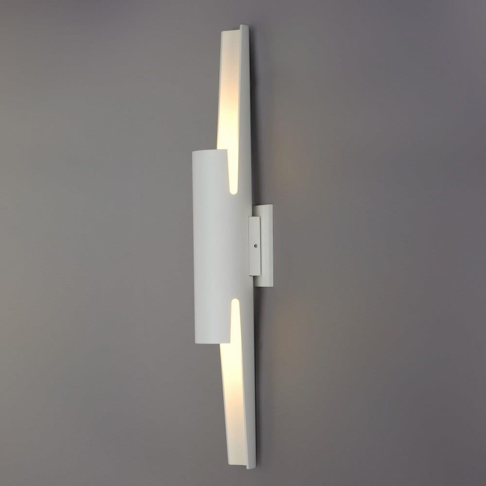 E41526-WT